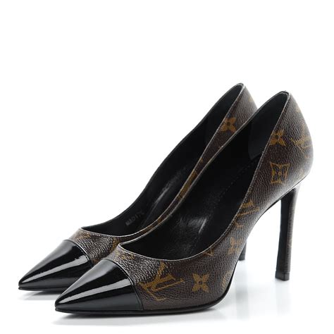 louis vuitton black pumps price